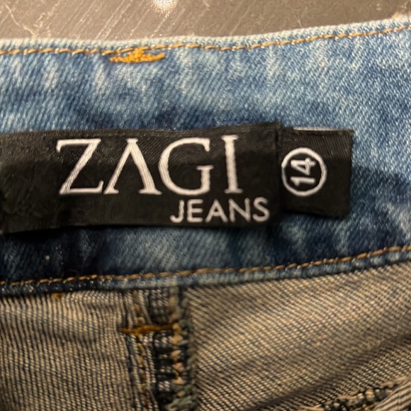 Jean short shorts - Picture 3 of 3